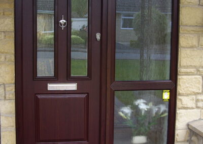 Rosewood Composite door and sidelight with slam lock